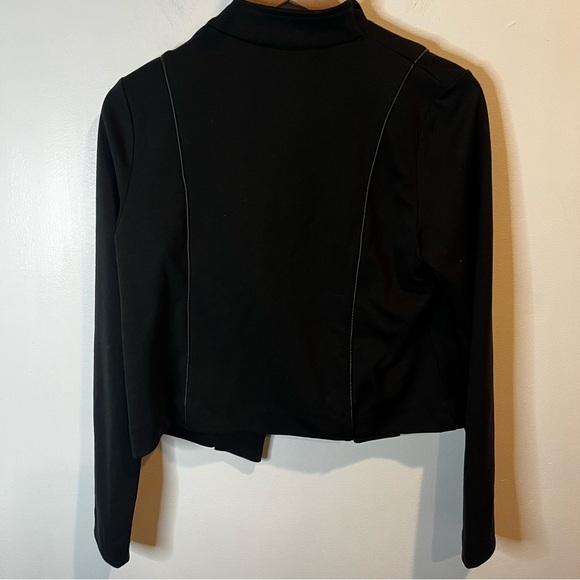 Women’s | Banana Republic Black Business Blazer | Small - Picture 3 of 9